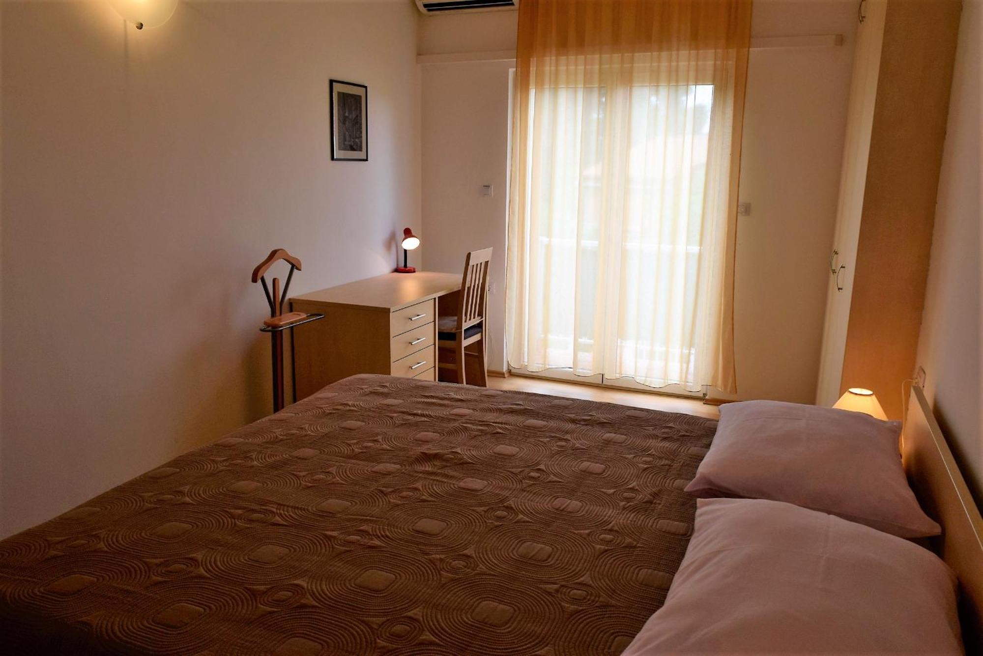 Sunnyy Beacch Apartments Banjol الغرفة الصورة