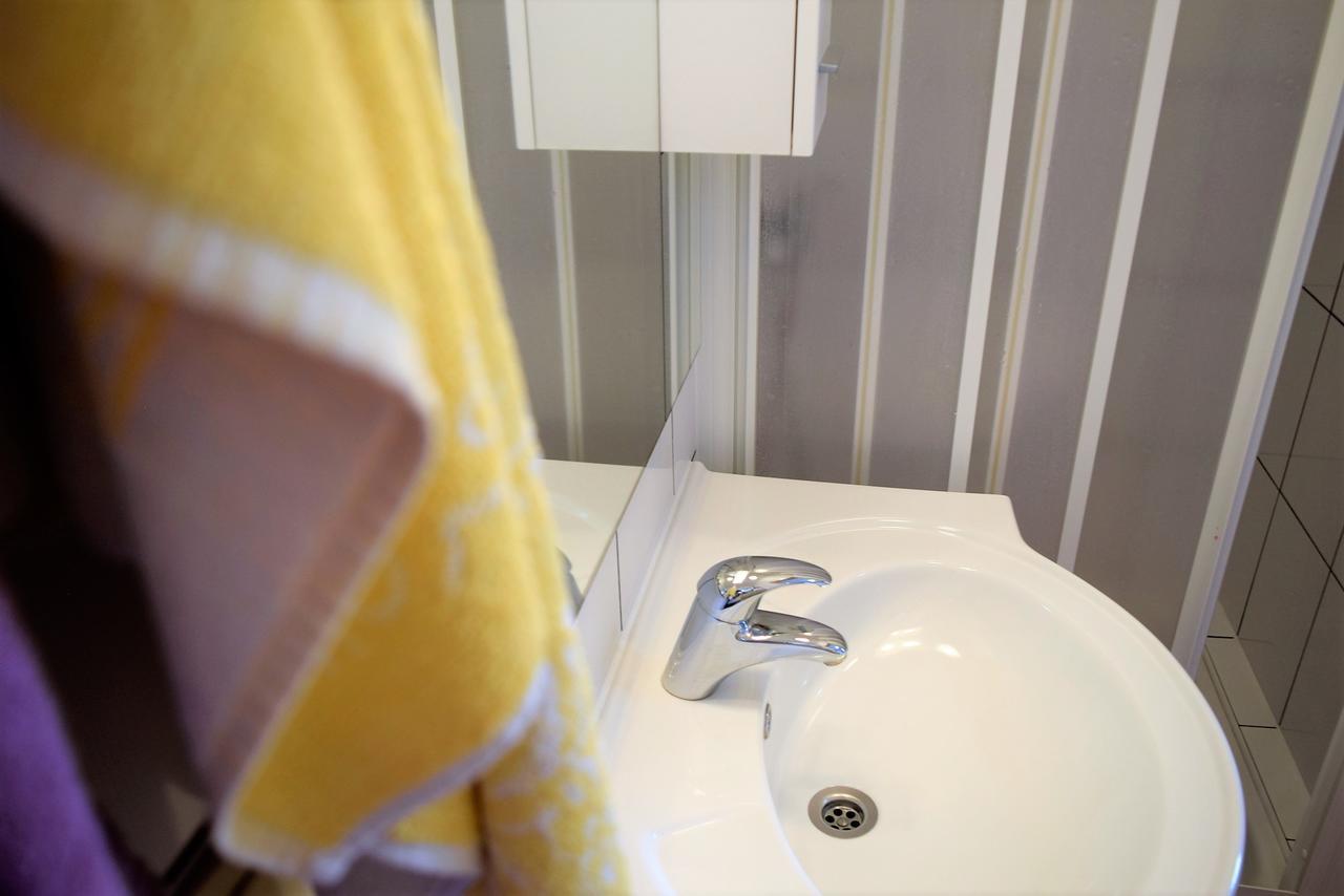 Sunnyy Beacch Apartments Banjol المظهر الخارجي الصورة