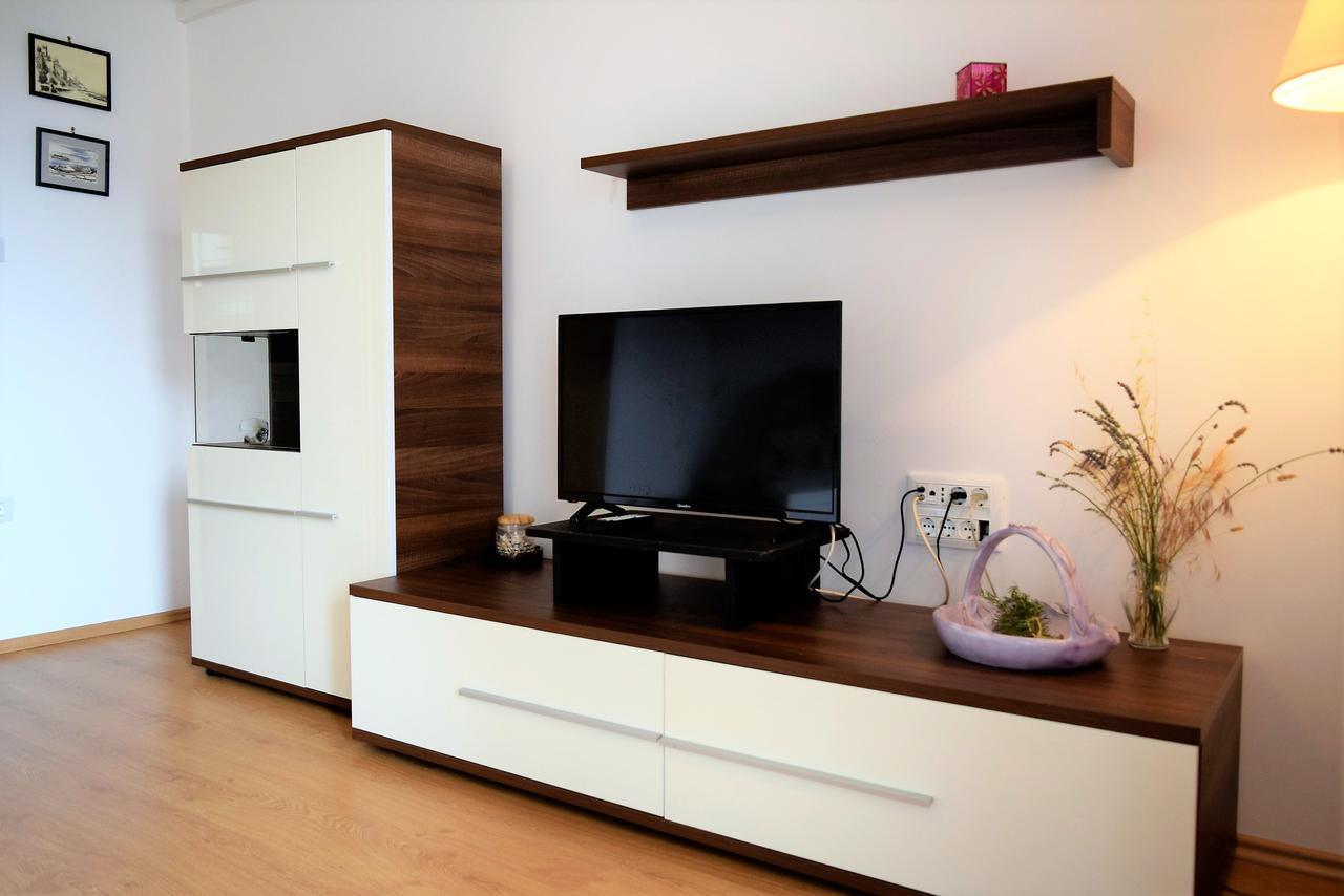 Sunnyy Beacch Apartments Banjol المظهر الخارجي الصورة